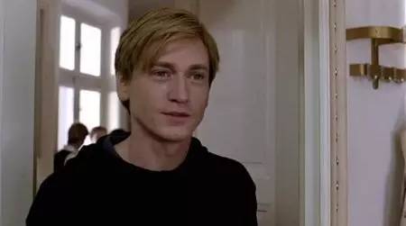 电影｜《钢琴教师》里伊莎贝尔·于佩尔的寻常