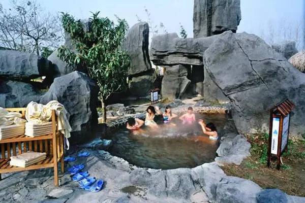 郑州泡温泉好去处推荐,郑州室外温泉推荐的30个温泉