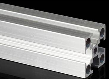 江苏家用光伏发电系统配置 (家用光伏发电完整方案)