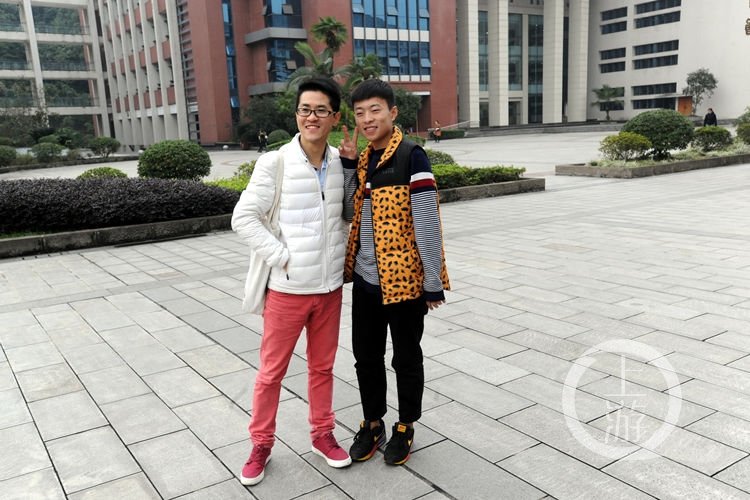 200多名学生联名推荐仅入职一年的他为何感动川外