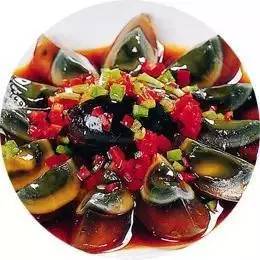 冬季手脚粗糙干裂的原因,冬天手脚裂口用什么药膏