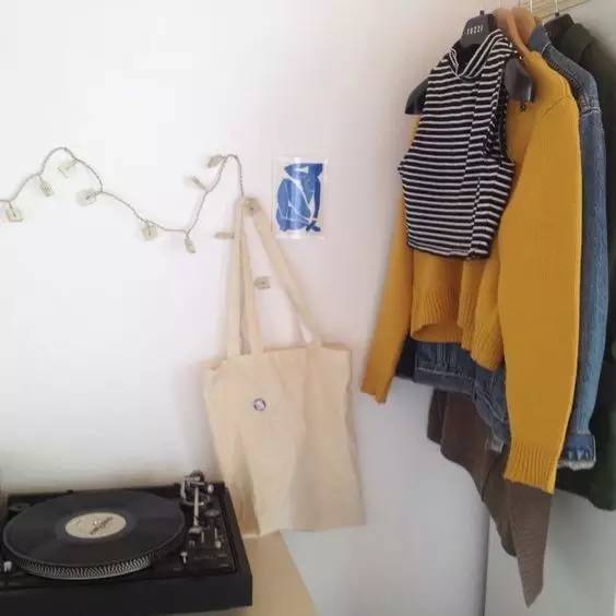 长款旧毛衣改造的最新妙招,旧毛衣不要丢一招教你变废为宝