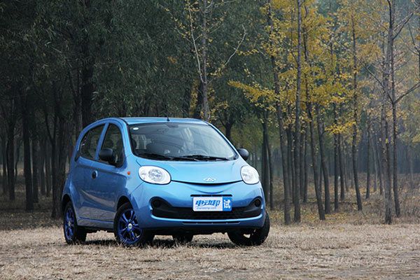 近几年各品牌电动车销量排行表,2022年纯电动车销量排行榜及价格