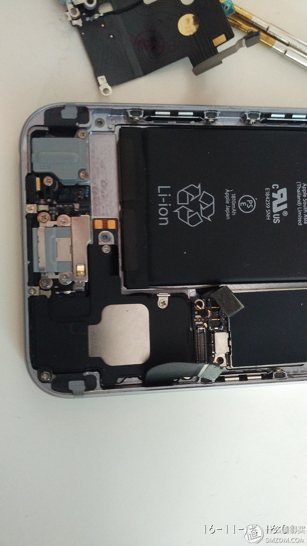 苹果6掉水里了怎么修复,苹果6s掉水里挽救措施