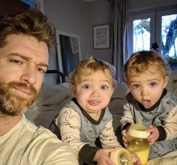 养了四个孩子的爸爸吃饭,养了很多孩子的爸爸