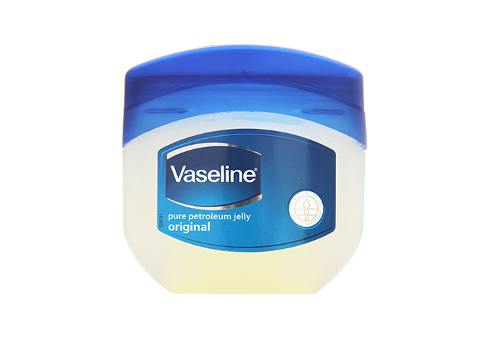 嘴唇干裂和接吻有关系吗,嘴唇干裂和胃有关系吗