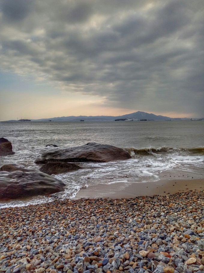 离开睁眼闭眼看见的城市，来到十一月小清新的厦门