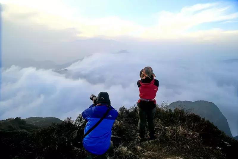 牛背山看的是什么雪山,牛背山上众多雪山示意图
