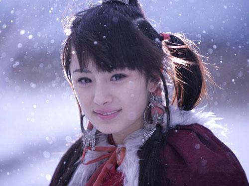 她饰演的郭襄成为一代经典,神雕侠侣郭襄钟汉良