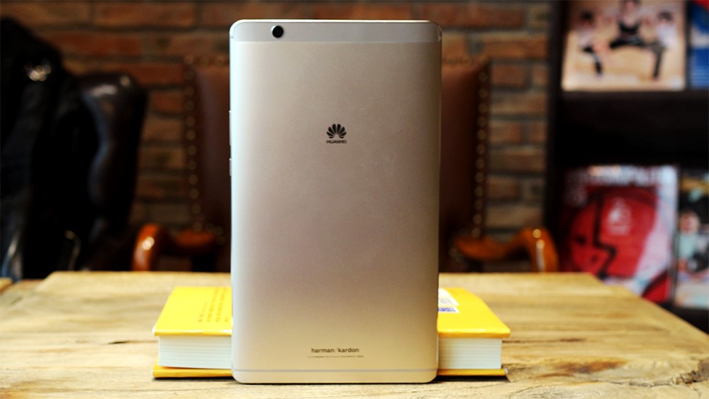 华为平板m3几时出来的,华为m3平板和m3青春版有什么区别