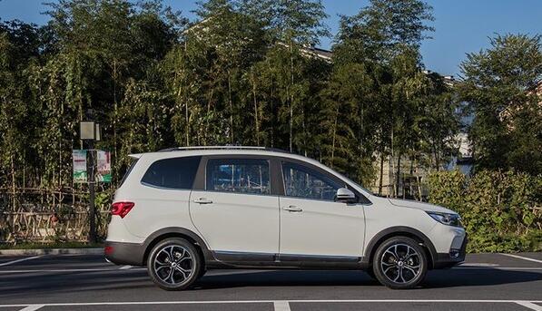 6万买suv还是mpv,开瑞k60五座值得买吗