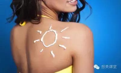 不化妆出门怎么才能好看,不化妆不敢出门怎么安慰