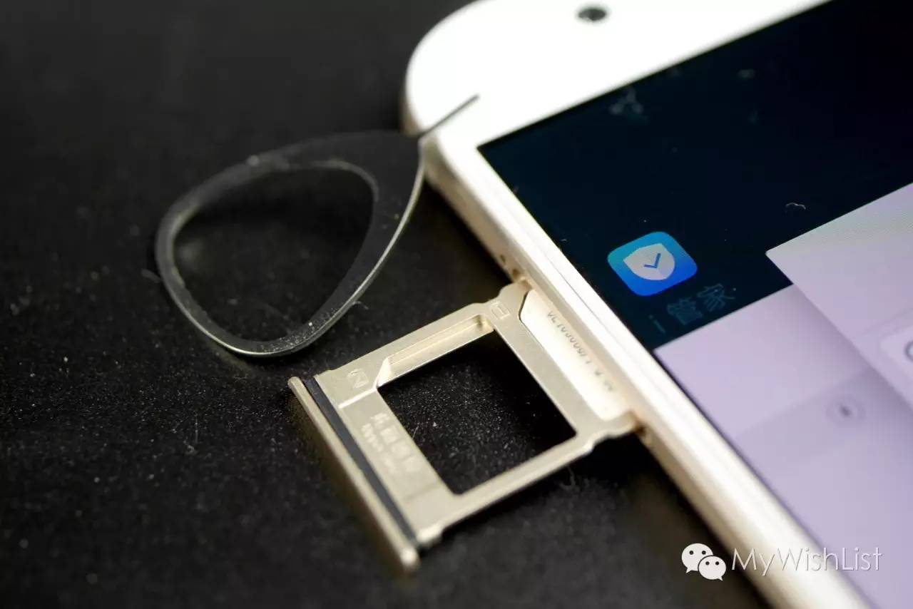 vivox系列有极夜柔光灯,vivox71600万柔光双摄