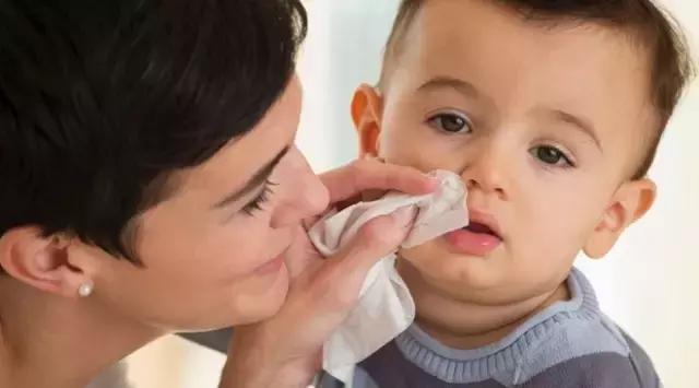 宝宝咳嗽一招教你解决,宝宝各种咳嗽的应对方法