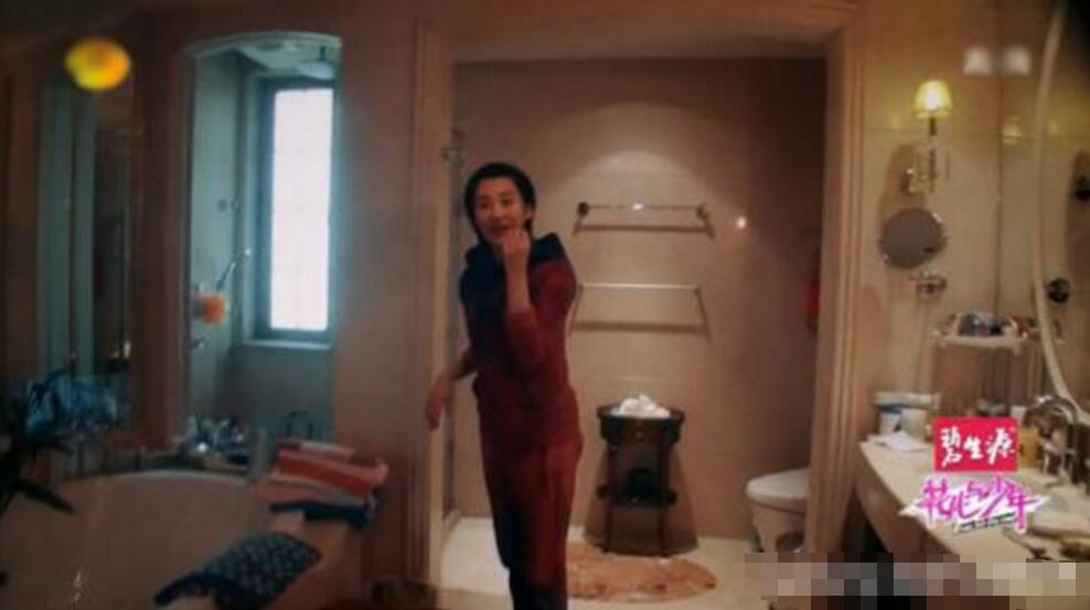 明星的房子都是怎么装修的,全球明星豪宅内部装修视频