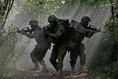 7080后青春史诗，长垣本土小说《只因那时年少》人物小传