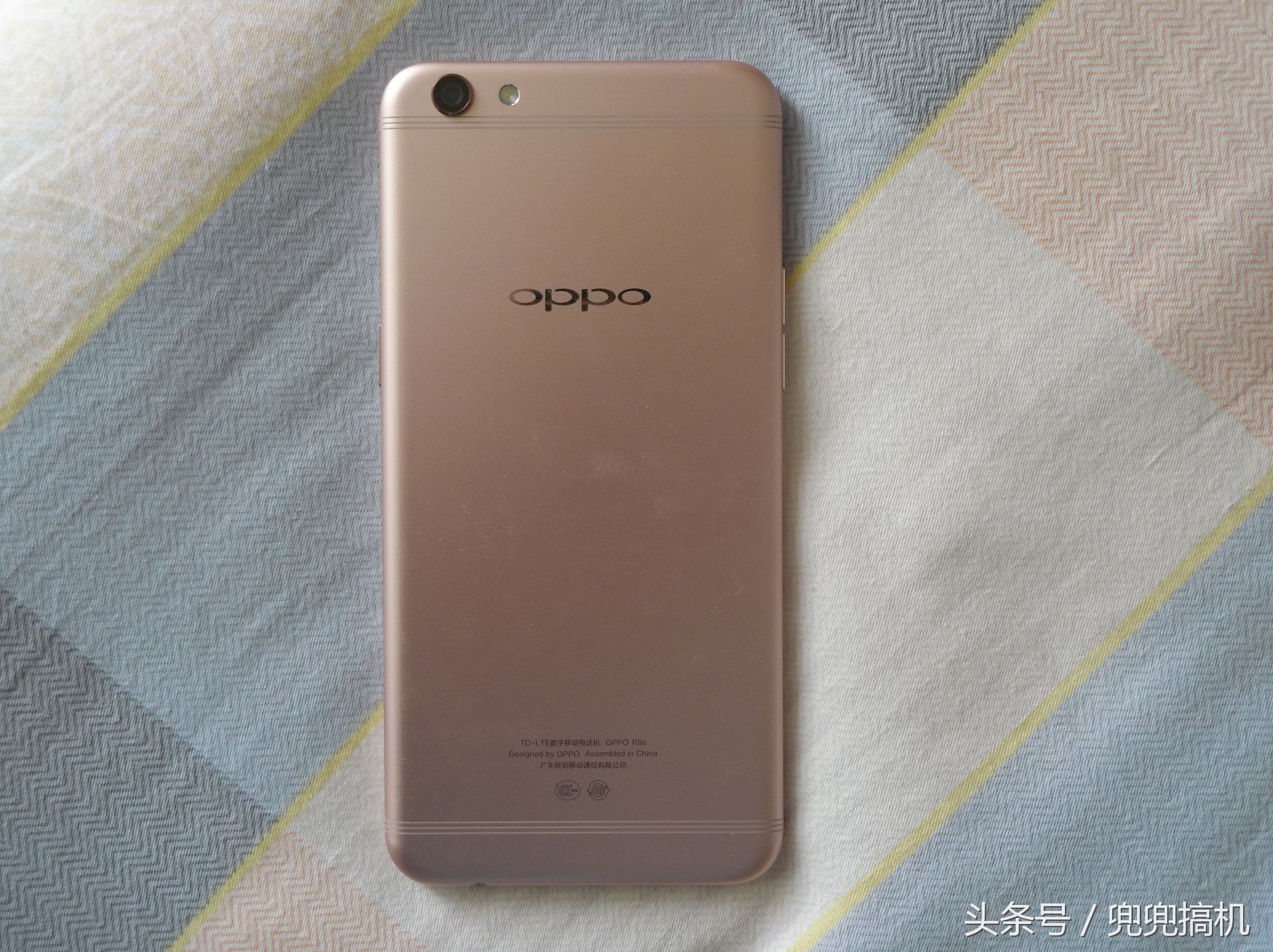oppor9s怎么升级8.0,oppor9s深度测评
