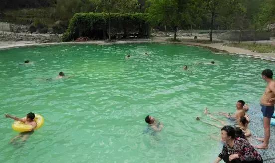 四川凉山彝族自治州瀑布温泉,四川超棒温泉冷门景点推荐