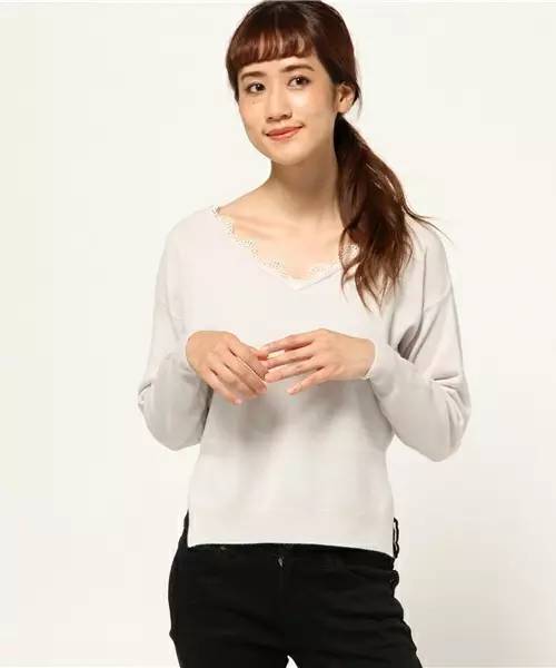 浅草绿针织衫如何搭配,春季针织衫好物推荐