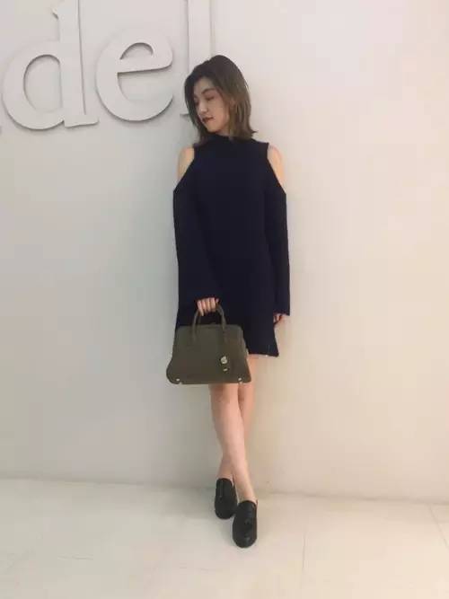 浅草绿针织衫如何搭配,春季针织衫好物推荐