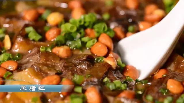 七星伴月在哪,七星伴月在哪里