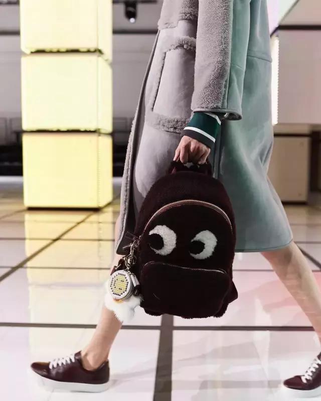 这8款包包是你绝不后悔的选择,这些大牌包包千万别去专柜买