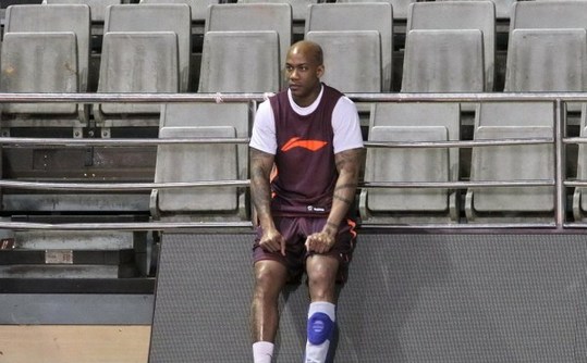 如何在打篮球中避免伤病,打篮球的人脚常见伤病