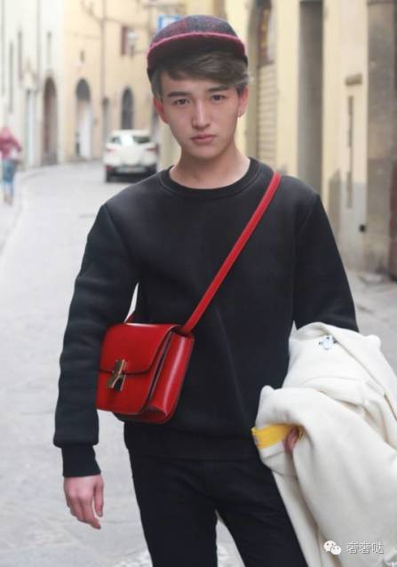 奢奢哒｜客串的Leo他的包包