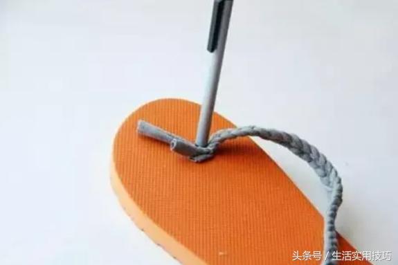 不穿的人字拖怎么改造,人字拖的时尚改造