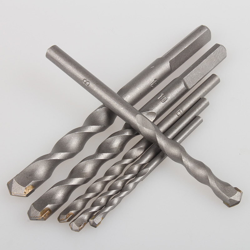 瓷砖墙面打孔用什么工具,瓷砖空鼓打孔会容易裂吗