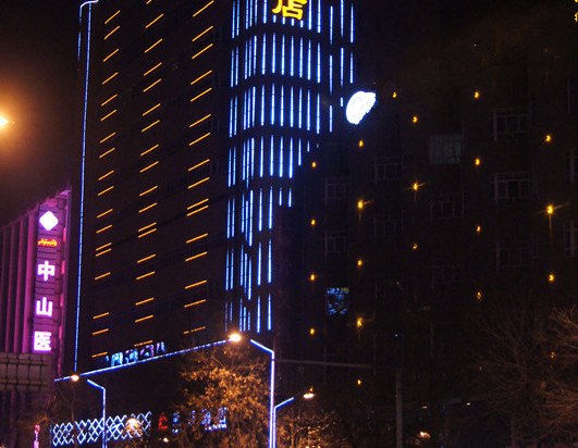 我想和你睡觉觉！乌鲁木齐yiriyou15家超值酒店推荐