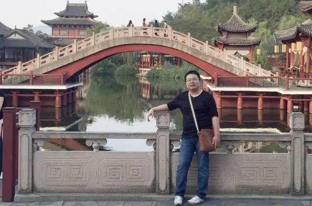 大家考了几年通过司考,那些年参加过的公考