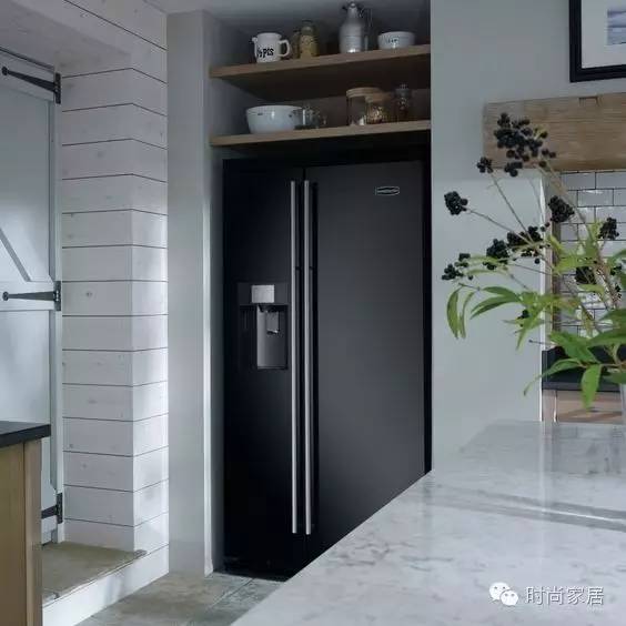 四门冰箱怎么放东西节省空间,节约地方的冰箱