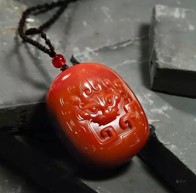 招桃花的红纹石,红纹石哪种贵一点的好