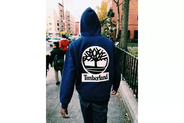 supremebiglogo细节图,supreme联名timberland