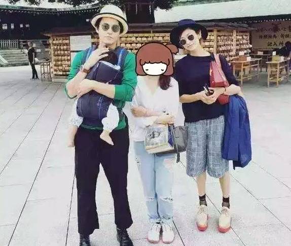 “我有美貌和面包，你给我爱情就好”，“好！”