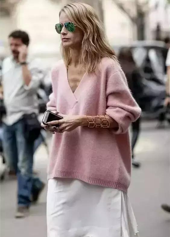 如何挑选毛衣款式,毛衣款式搭配颜色