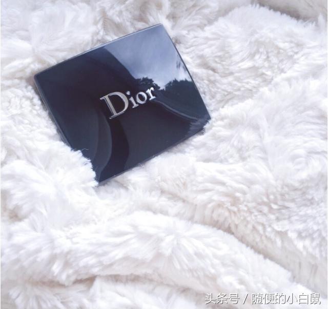 性感酒红色，拒绝家暴妆