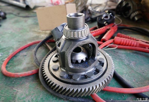 18款比亚迪秦80改装案例,比亚迪宋改装越野套件