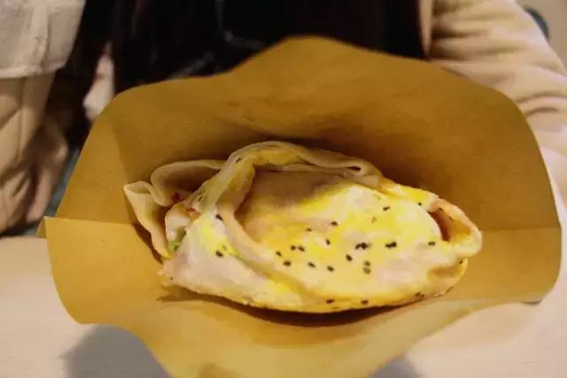 成都锦城学院大学最大食堂,川大锦城学院7个食堂