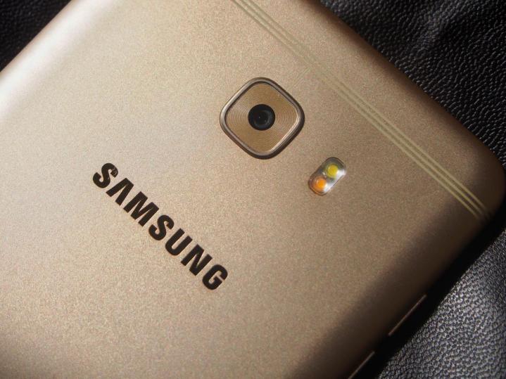 三星galaxyc9pro发售价,三星galaxyc9pro现在还能用吗