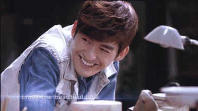 郑爽妹子捧红了的帆布包包到底是怎样做清洁与保养呢？