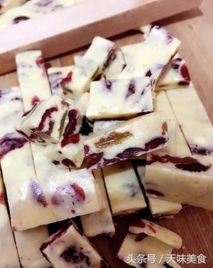 自制牛轧糖不粘手的秘籍,怎样自制牛轧糖不粘手