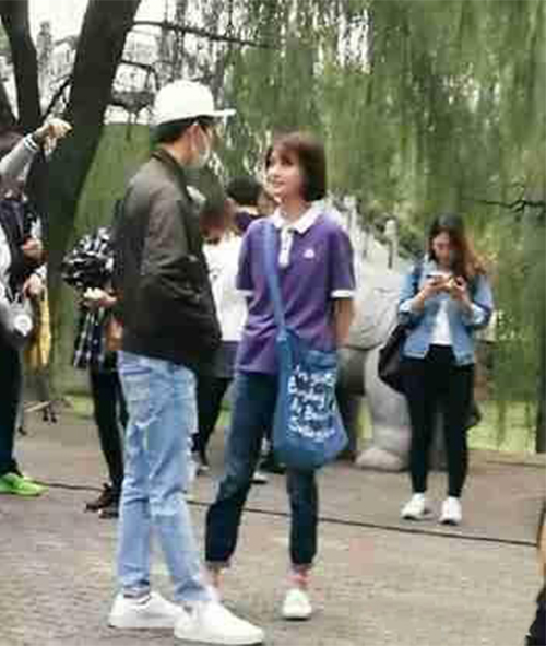 郑爽妹子捧红了的帆布包包到底是怎样做清洁与保养呢？