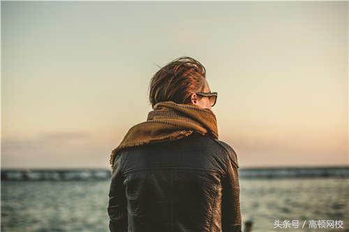 cfa持证人在成都年薪,中国cfa持证人年薪多少