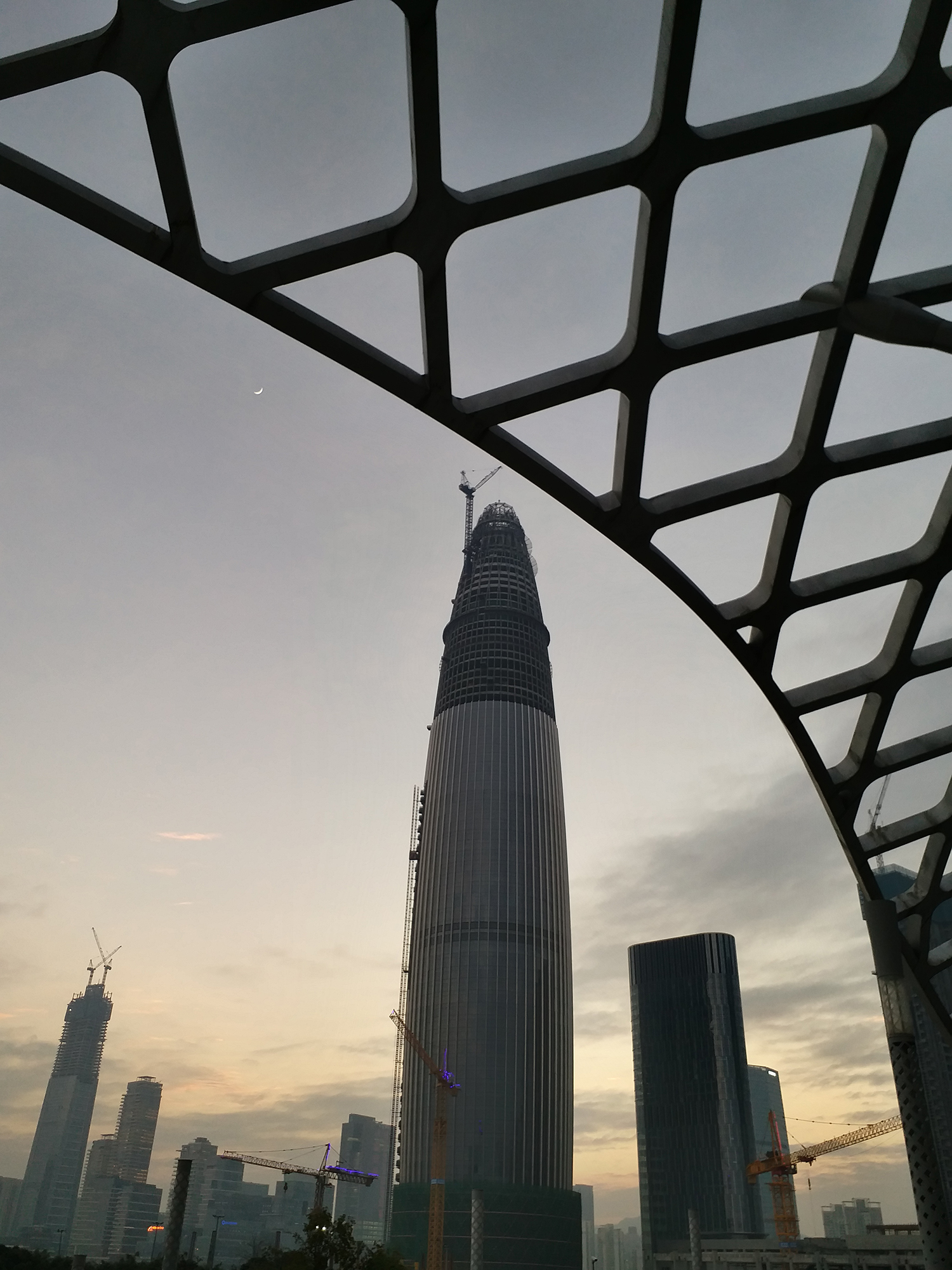 三星galaxyc9pro发售价,三星galaxyc9pro现在还能用吗