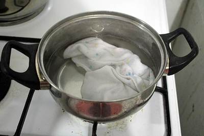 毛巾变黄一招解决,怎样洗变硬变黄的毛巾