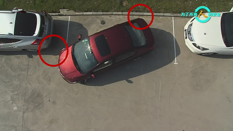 侧方停车位正确的倒车方法,新手倒车停车最笨办法