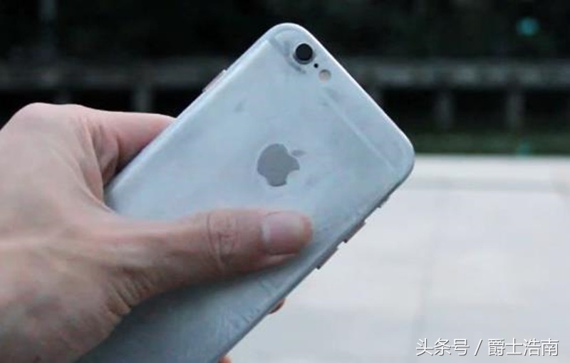 iphone6s换后盖风险,把iphone6s后盖打磨成镜面