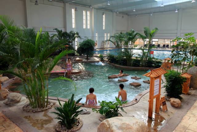 天冷想pao？周边30家温泉奉上，戏水鸳鸯不是梦！